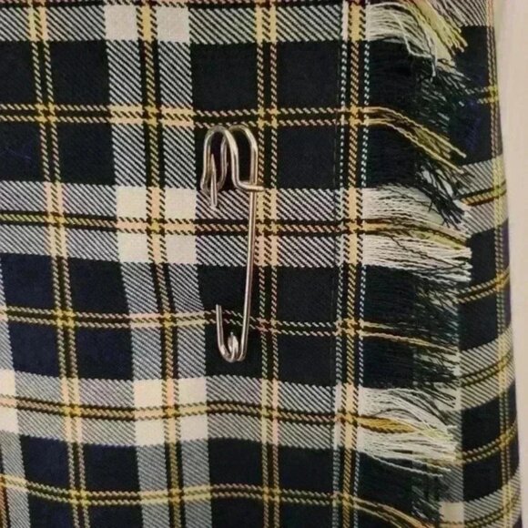 NWT Cambridge Uniform Kilt Punkcore Plaid Made in Canada Prep School Wrap Skirt - Picture 2 of 5